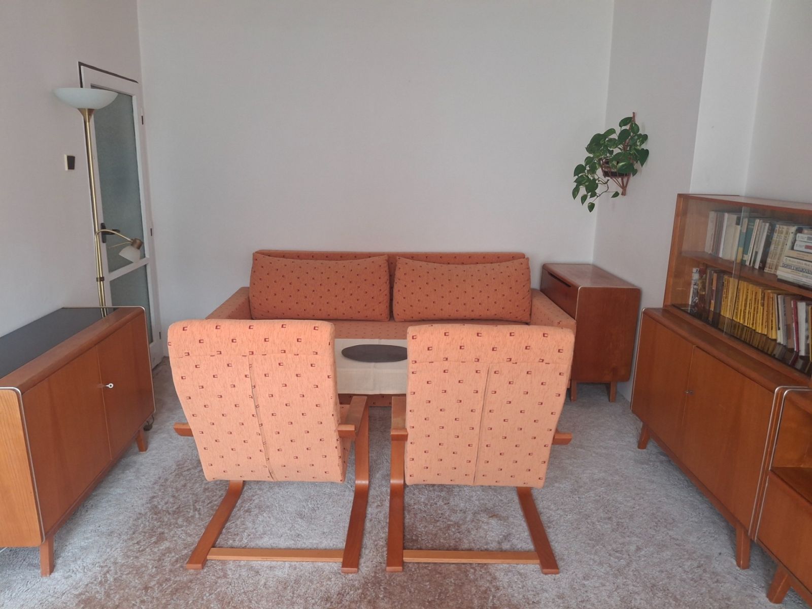 Prodej bytu 2+1 53 m² — photo 2