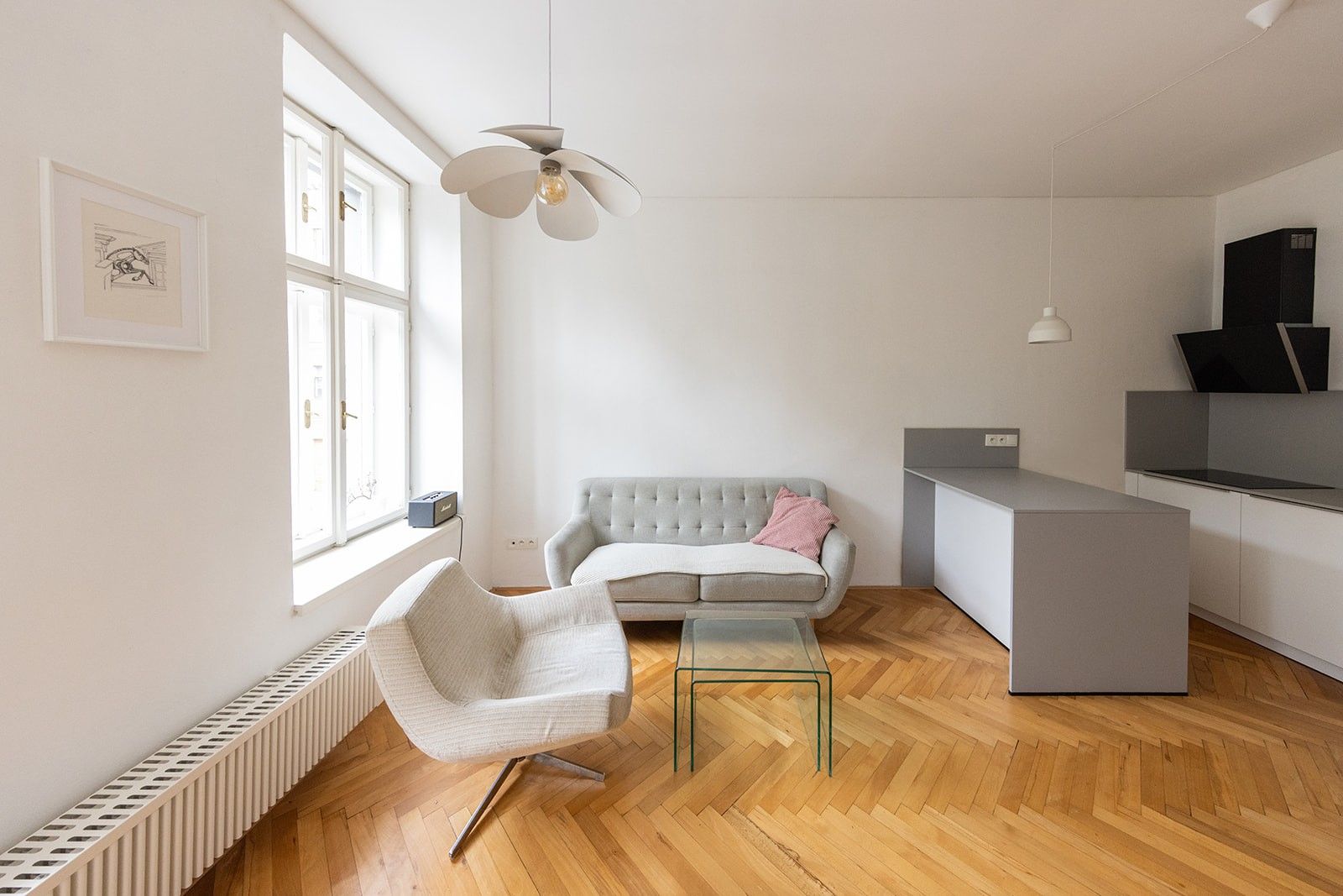 Pronájem bytu 3+kk 58 m² — photo 2