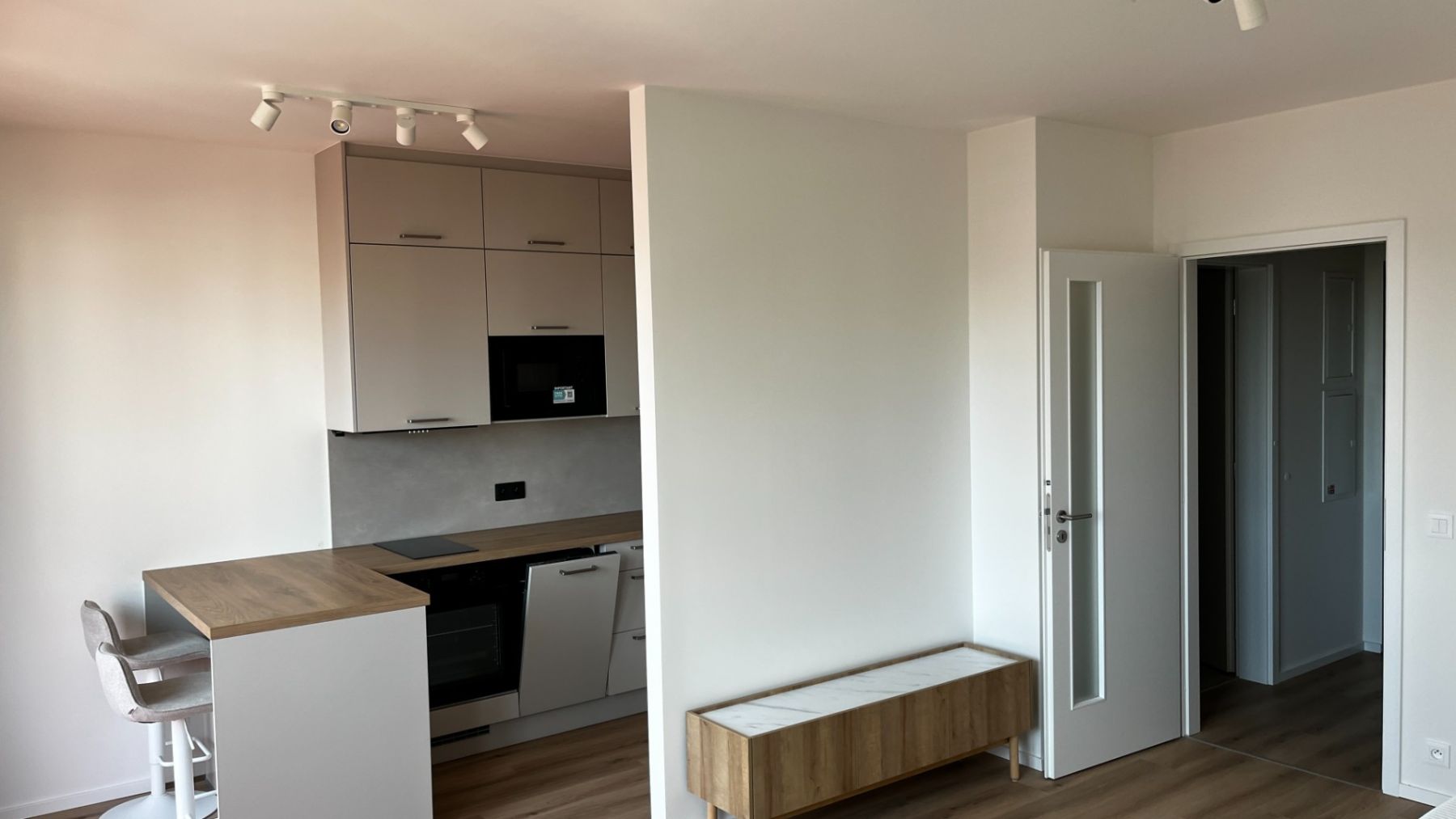 Pronájem bytu 1+kk 35 m² - Mehr