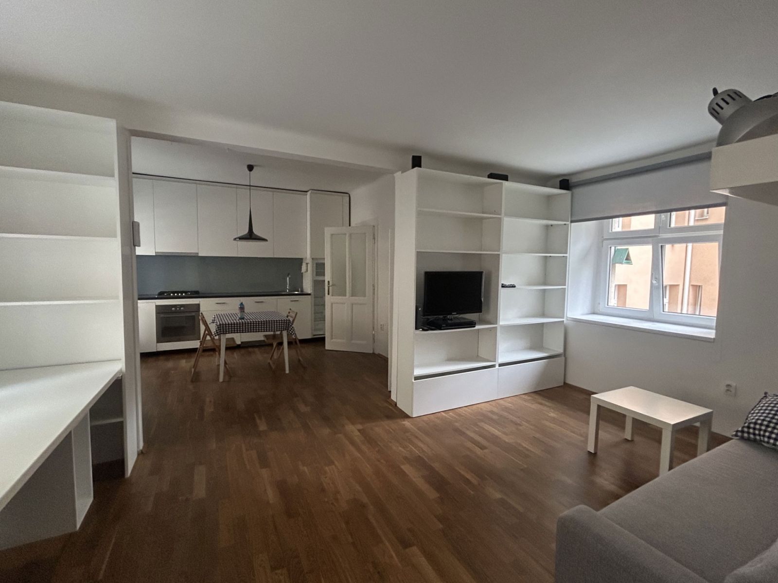 Pronájem bytu 2+kk 55 m² — photo 3