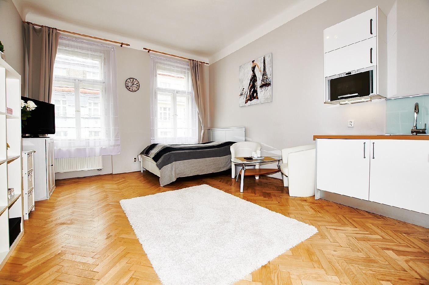 Pronájem bytu 1+kk 30 m² — photo 3