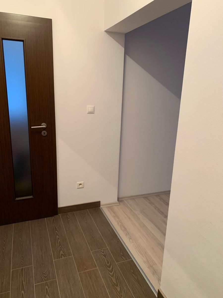 Prenájom bytu 2-izbový 64 m² — photo 2