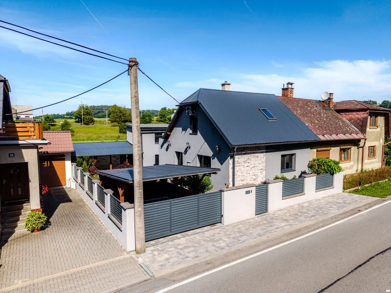 Prodej domu 138 m², pozemek 197 m² — photo 2
