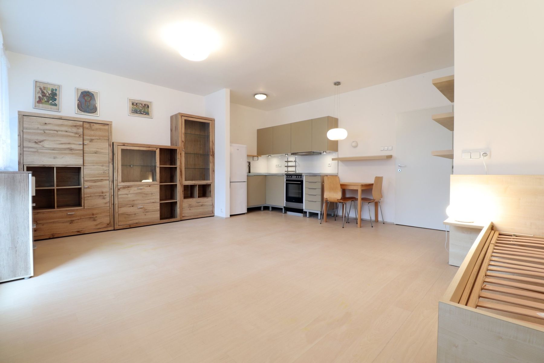Pronájem bytu 1+kk 40 m² — photo 2