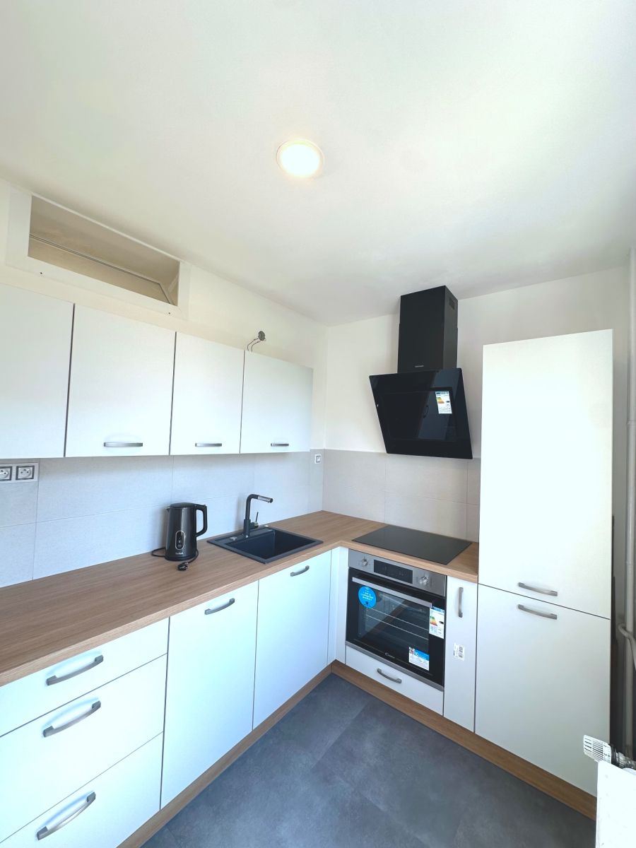 Prodej bytu 3+1 64 m² — photo 3