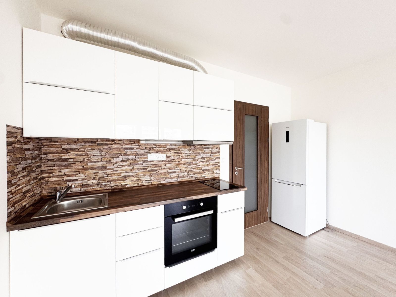 Pronájem bytu 1+kk 31 m²