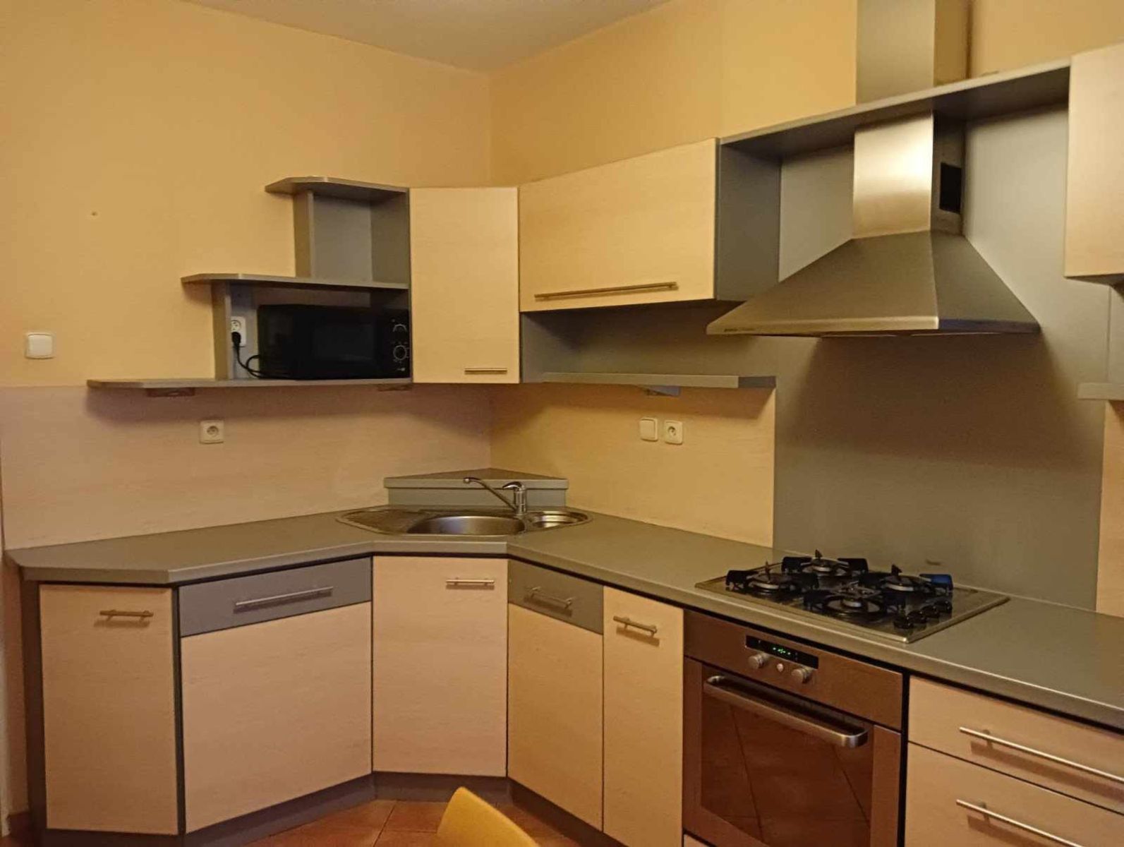 Pronájem bytu 1+1 40 m² — photo 2