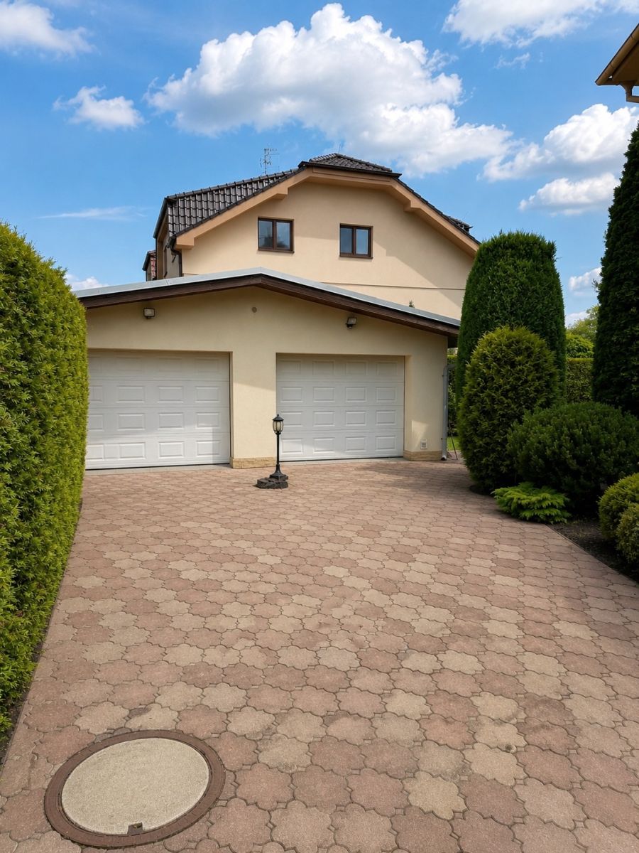 Prodej domu 220 m², pozemek 921 m² — photo 5