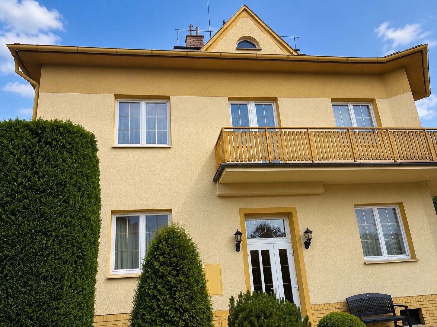Prodej domu 220 m², pozemek 921 m² — photo 2