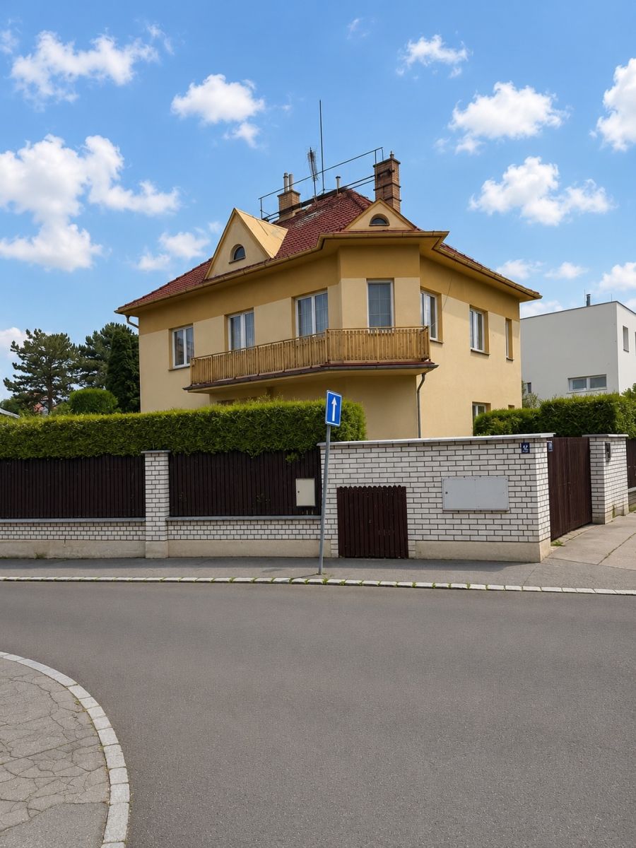 Prodej domu 220 m², pozemek 921 m²