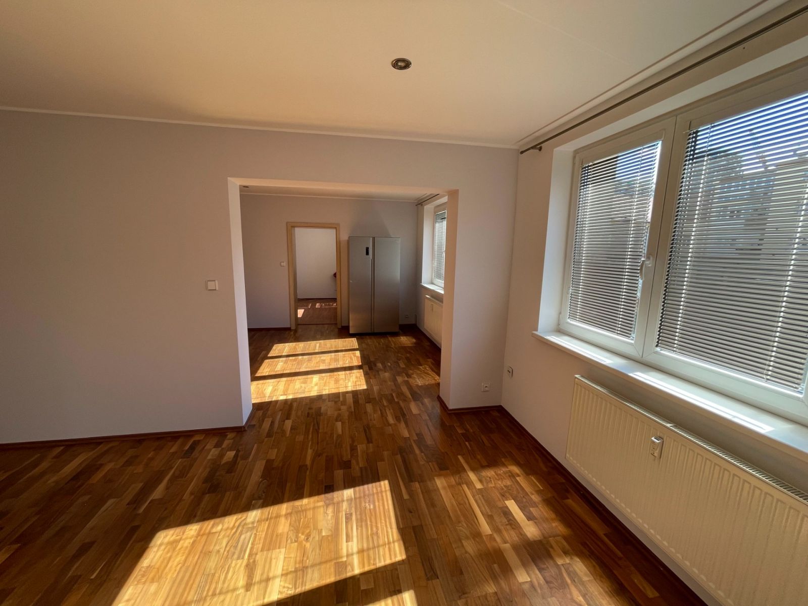 Pronájem bytu 2+1 64 m² — photo 2