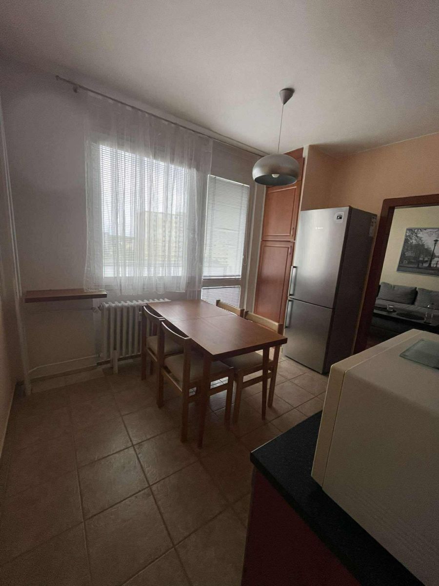 Pronájem bytu 3+1 74 m² — photo 4
