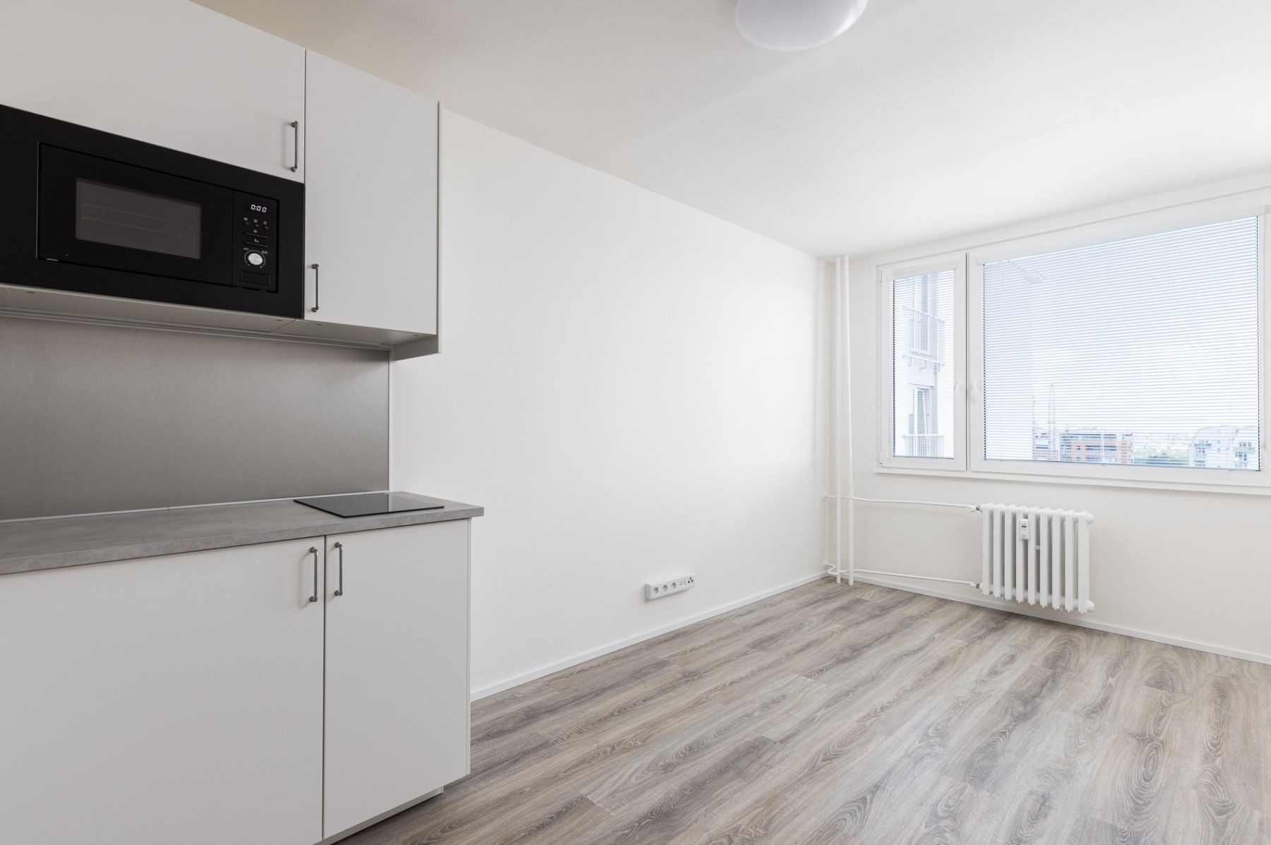 Pronájem bytu 1+kk 25 m² — photo 3