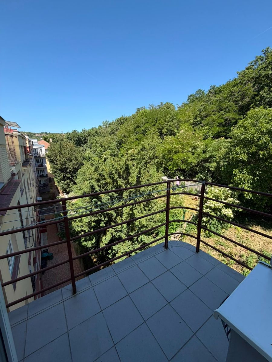 Prodej bytu 1+kk 52 m² — photo 2