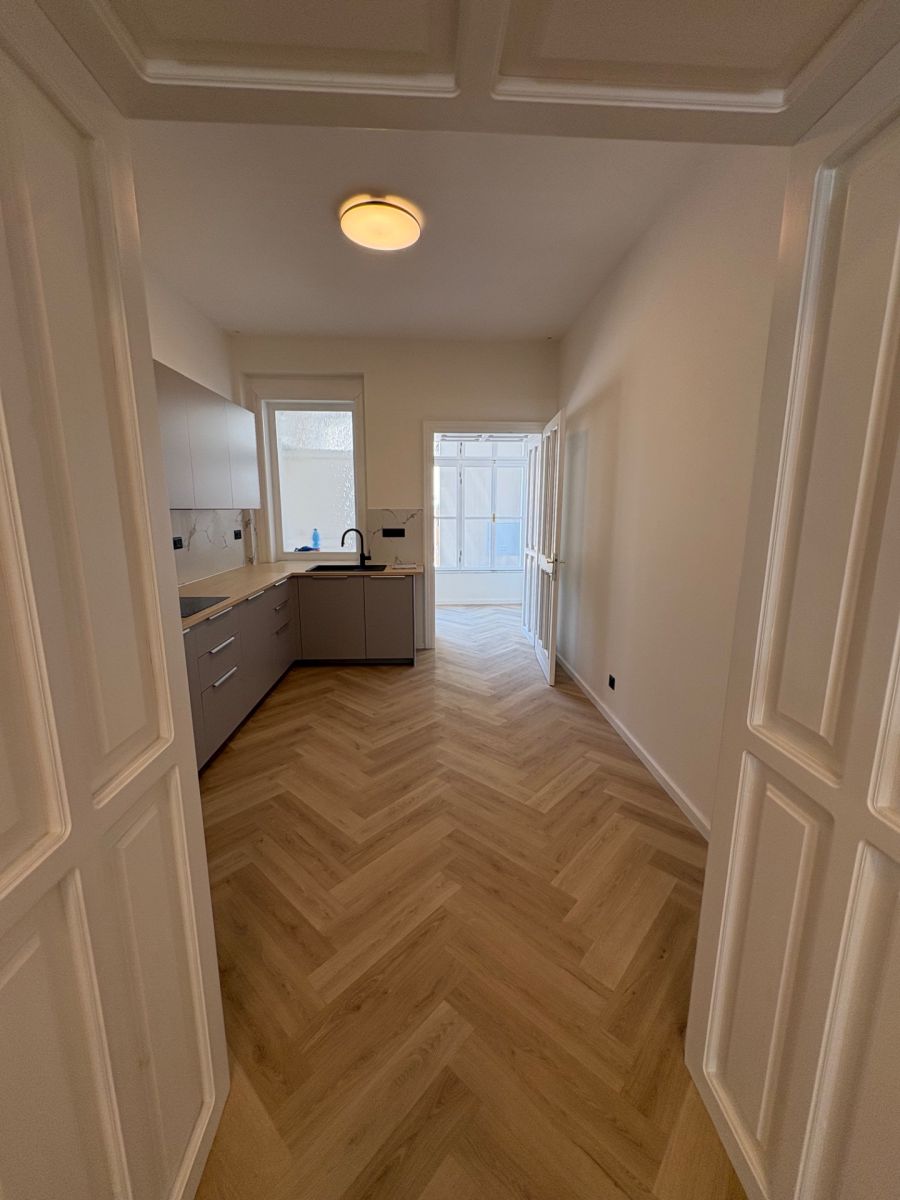 Pronájem bytu 1+1 42 m² — photo 3