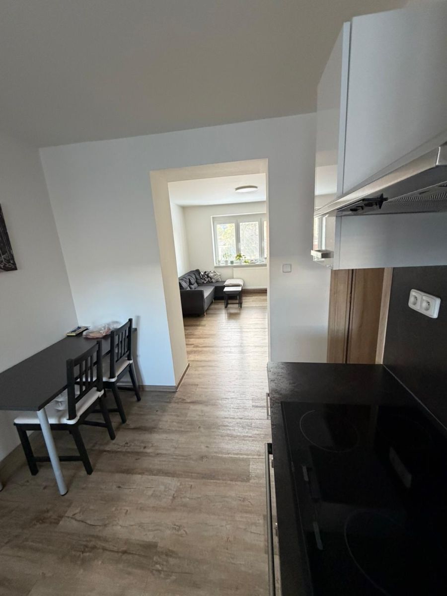 Prodej bytu 2+1 58 m² — photo 2