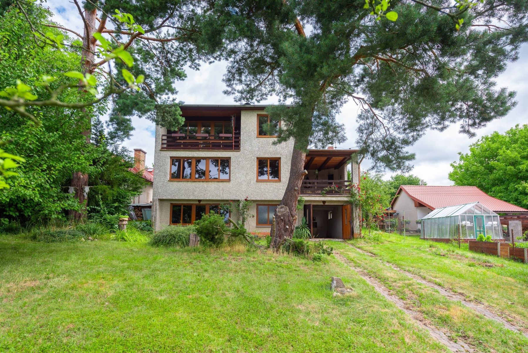 Prodej domu 260 m², pozemek 990 m² — photo 4