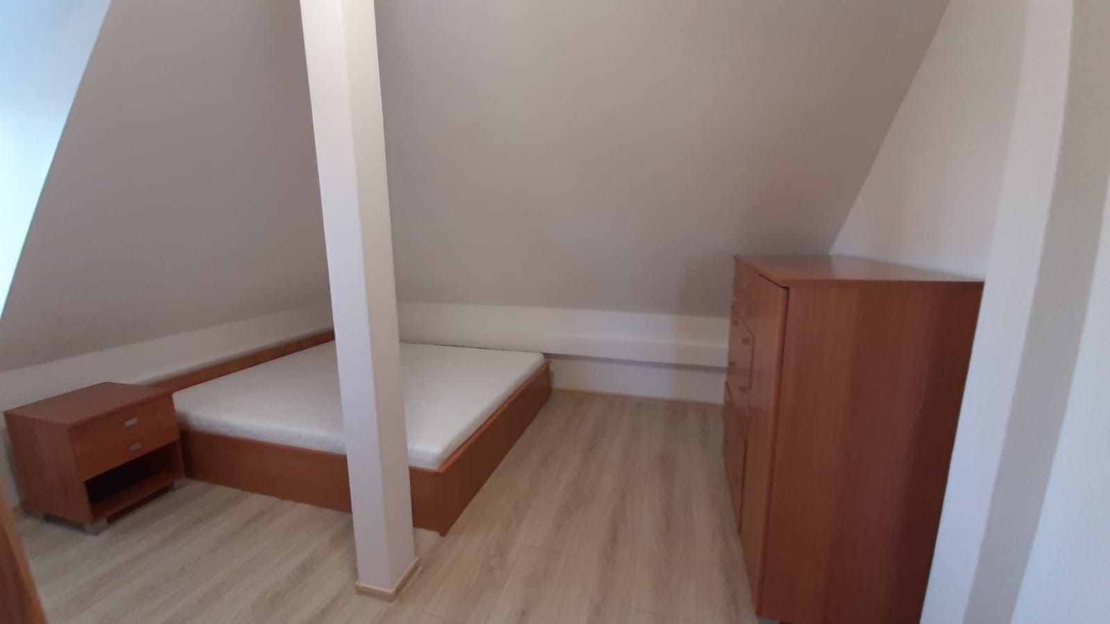 Pronájem bytu 3+kk 80 m² — photo 3