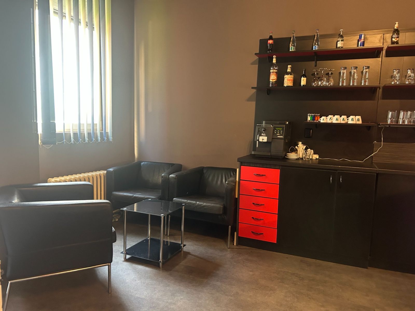 Pronájem nebytového prostoru 261 m² — photo 3