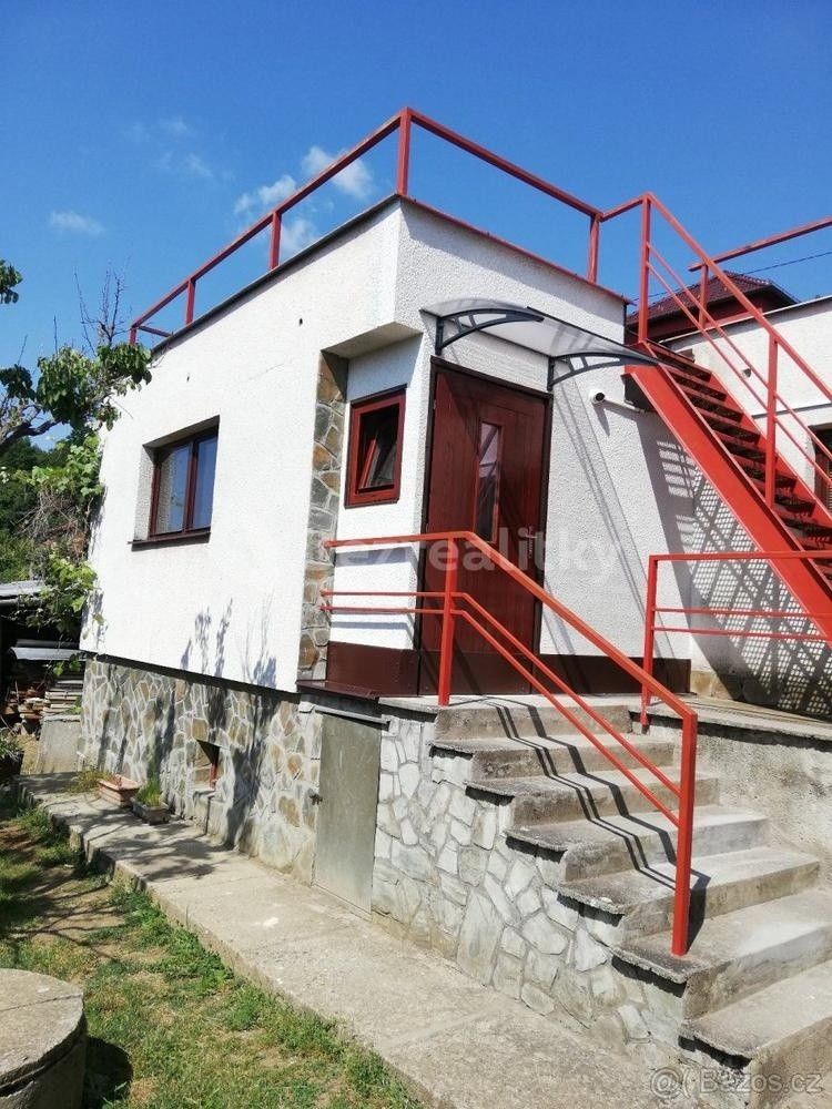Pronájem bytu 1+1 40 m²