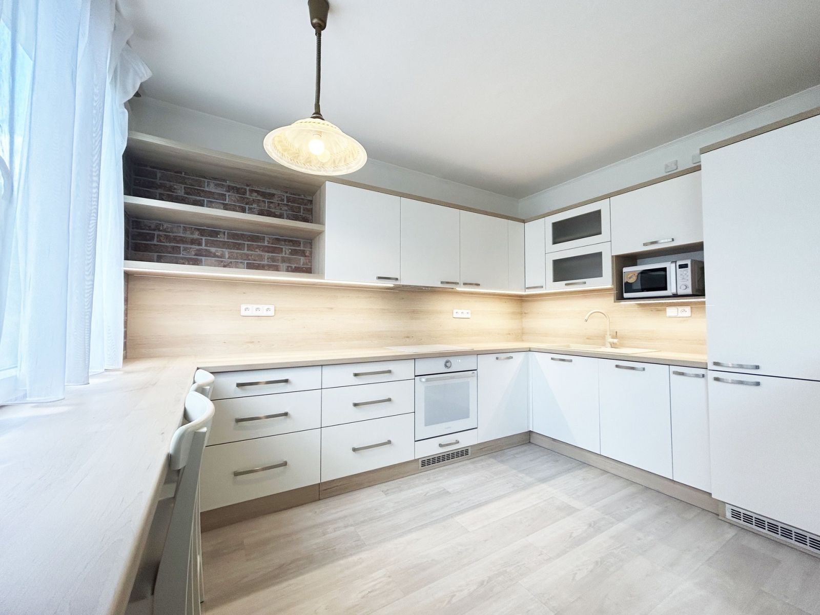 Pronájem bytu 3+kk 56 m²