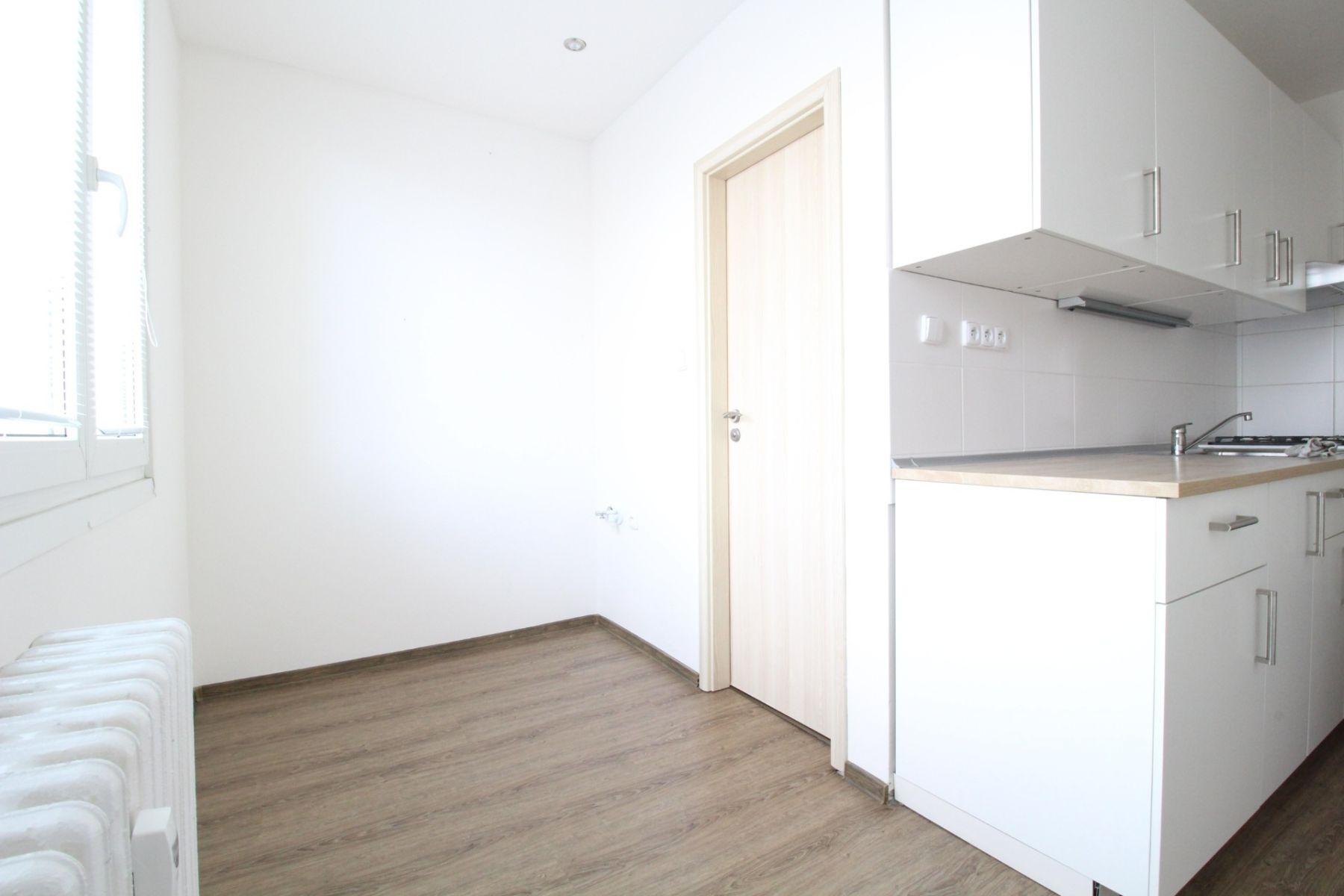 Pronájem bytu 2+1 62 m² — photo 3