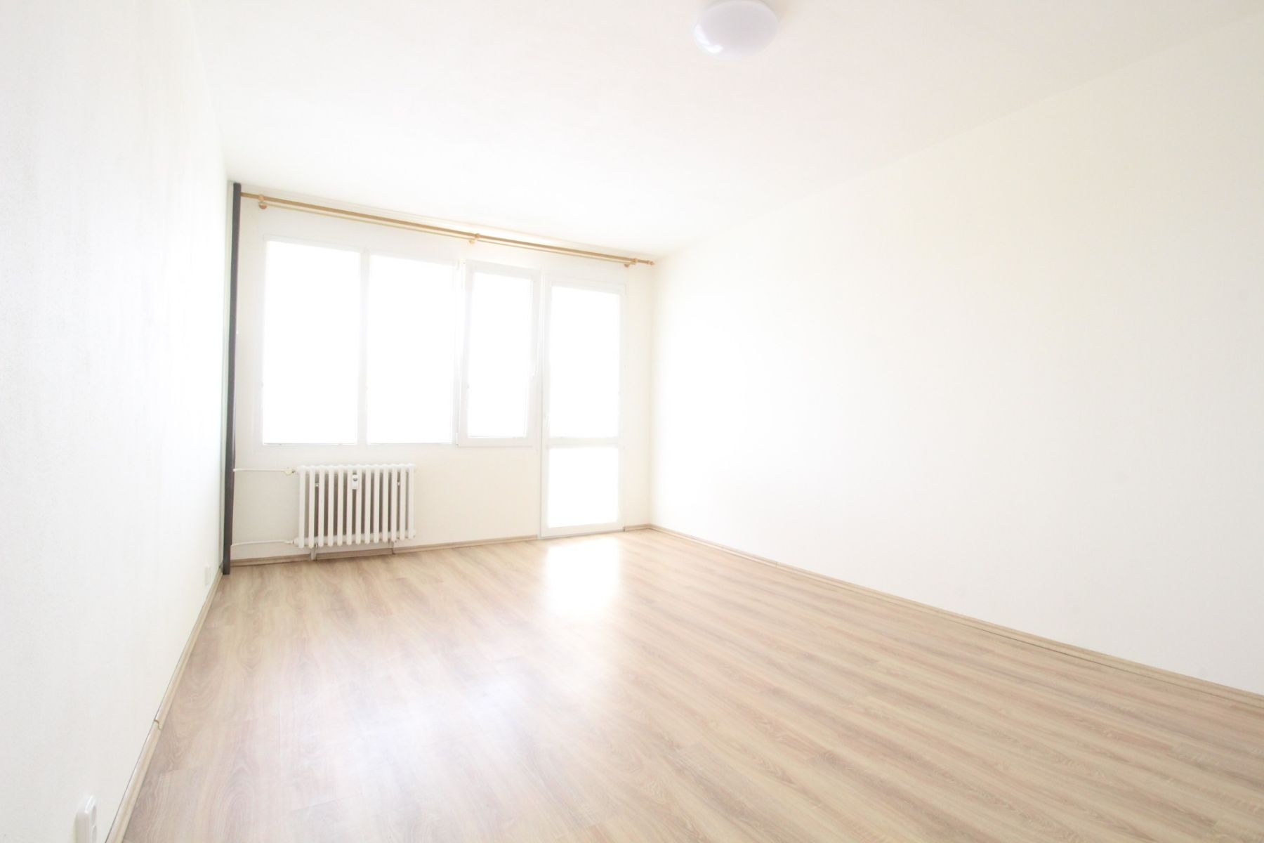 Pronájem bytu 2+1 62 m² — photo 4