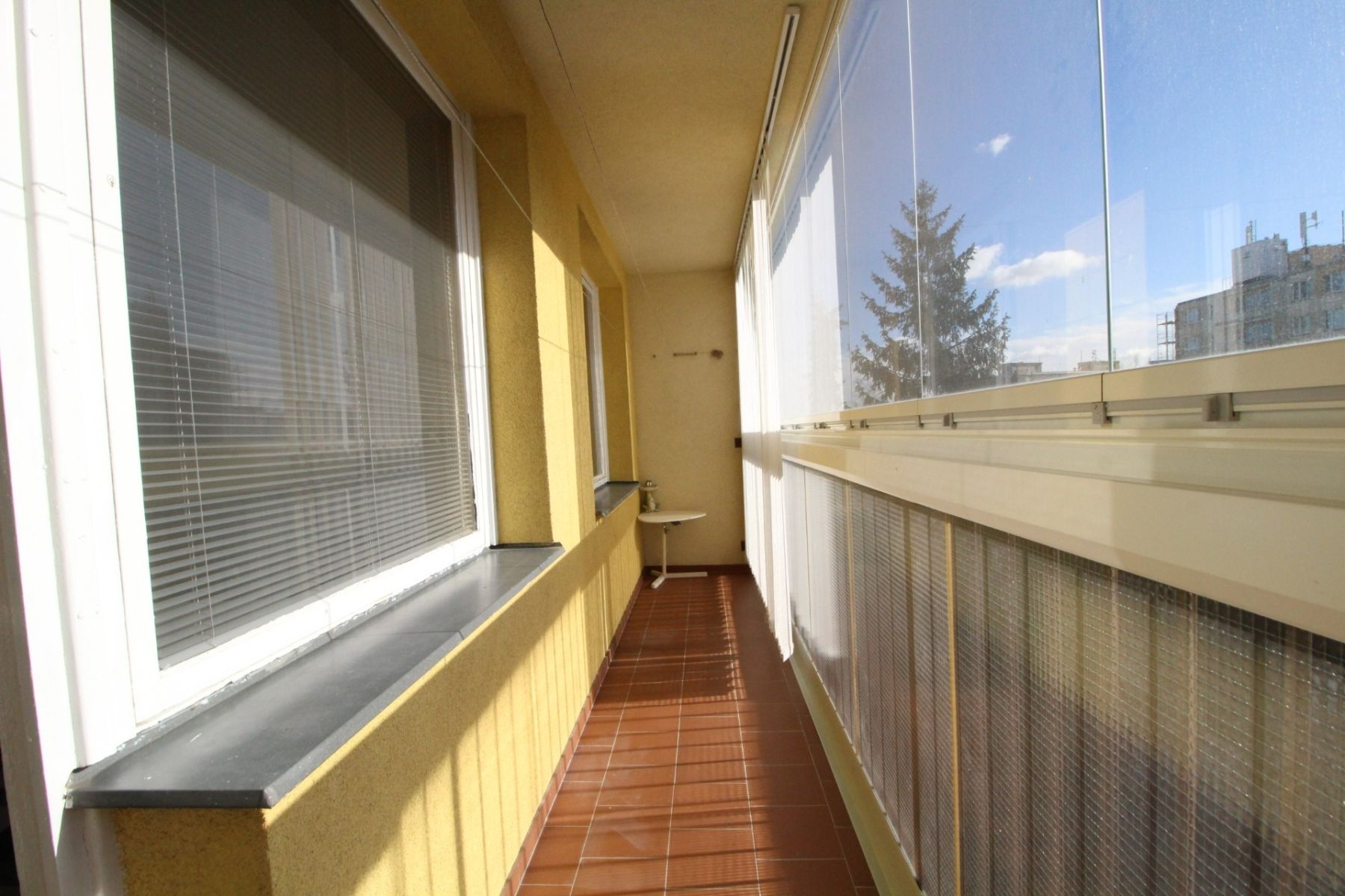 Pronájem bytu 1+1 33 m² — photo 2