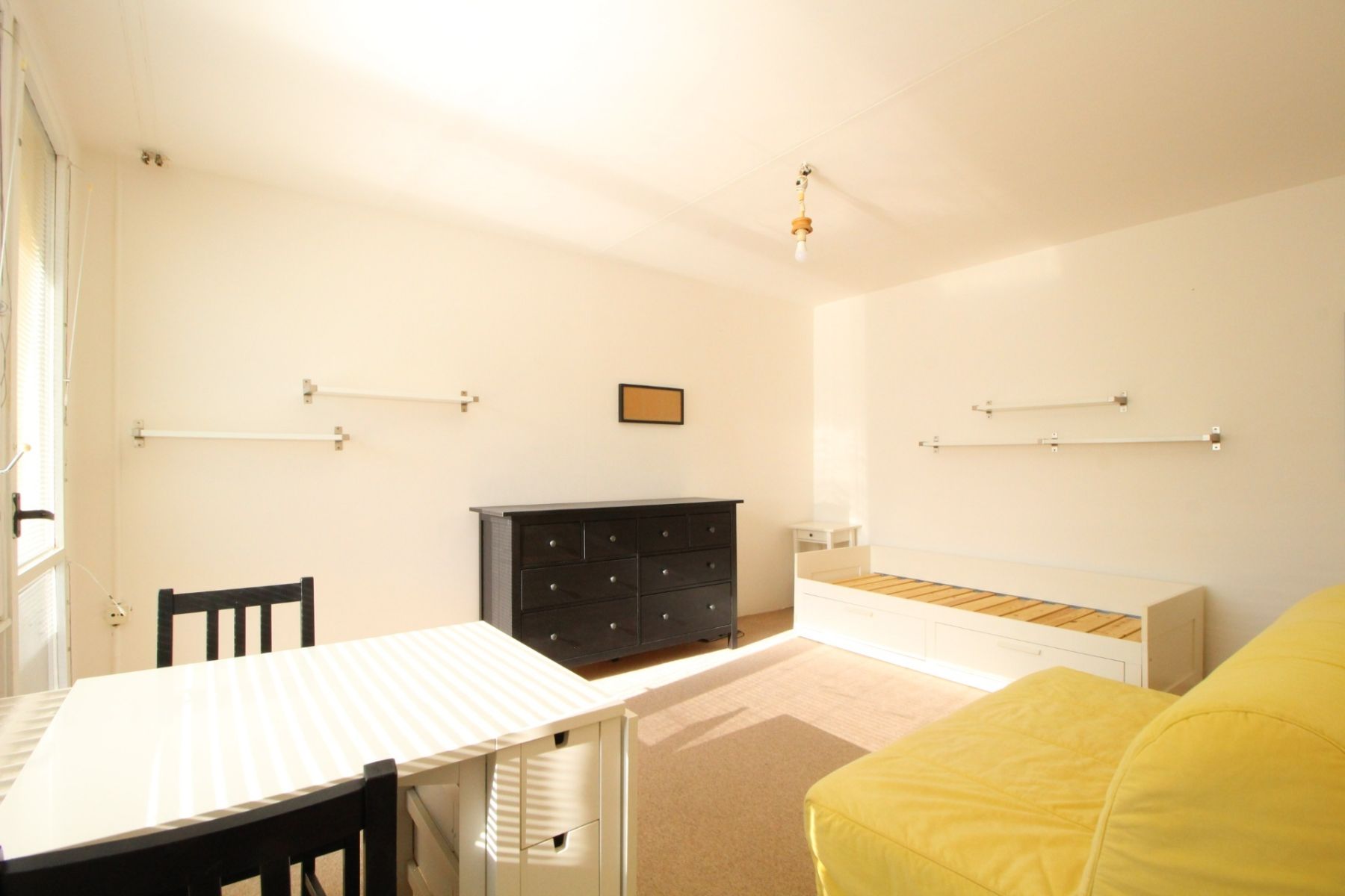 Pronájem bytu 1+1 33 m² — photo 3
