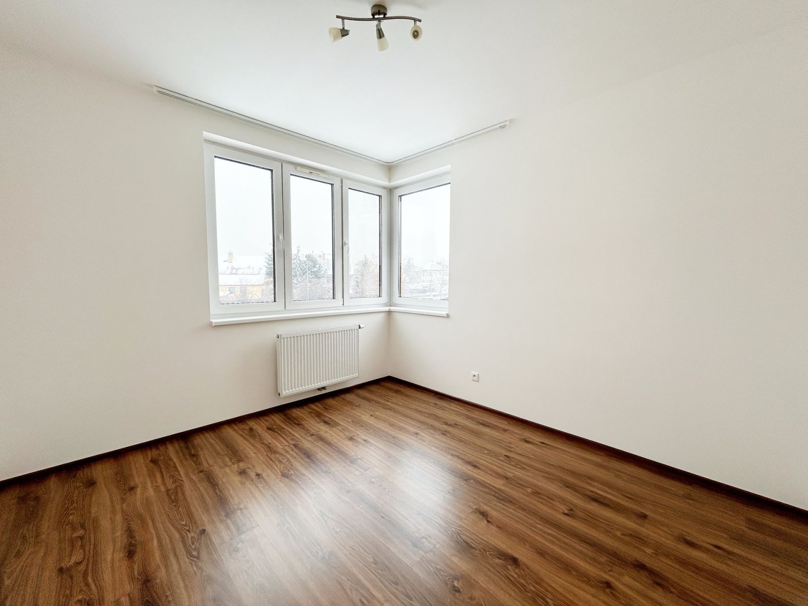 Pronájem bytu 3+kk 67 m² — photo 5