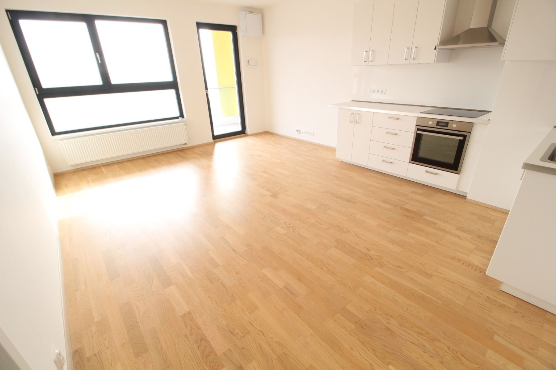Pronájem bytu 3+kk 98 m²