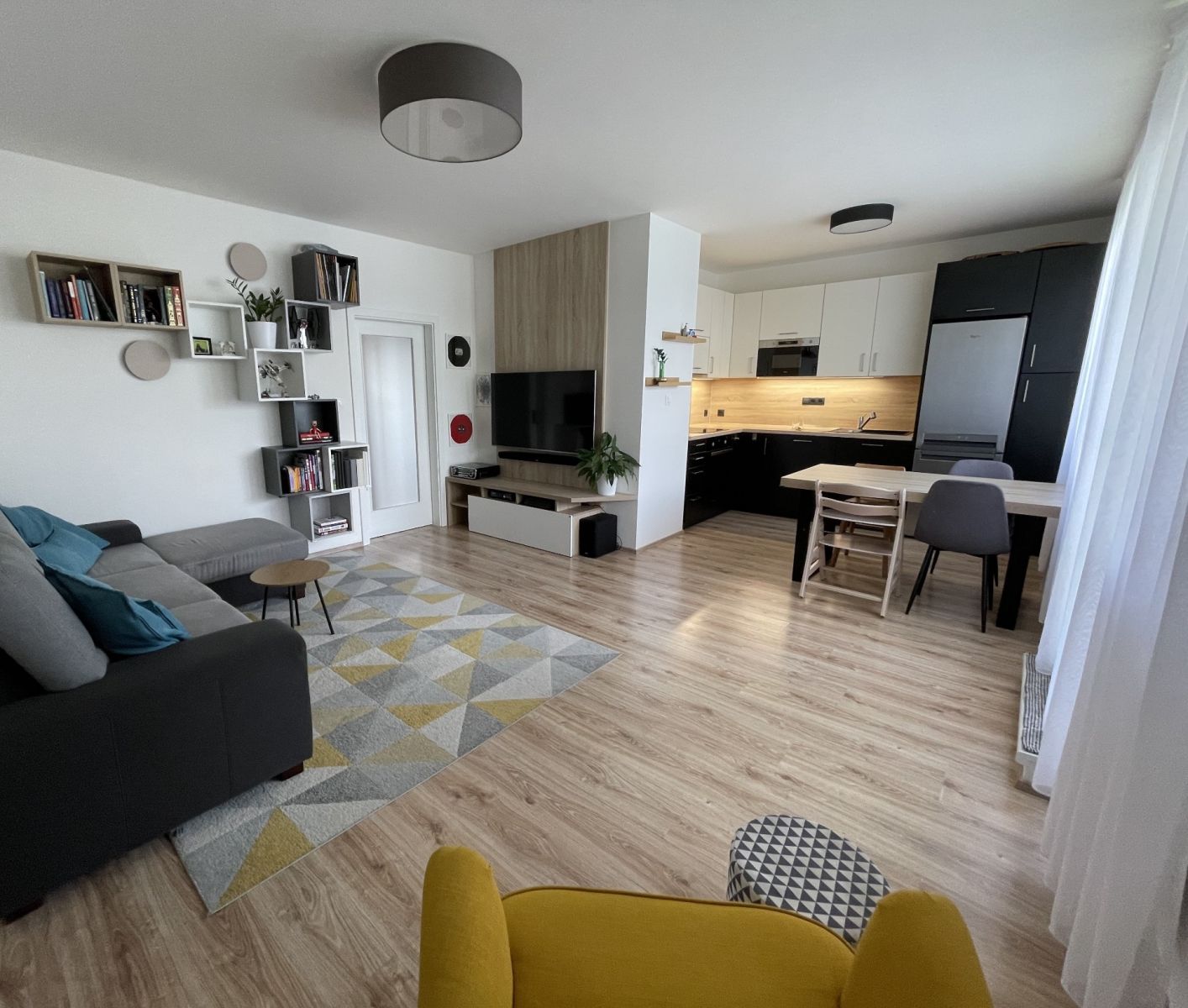 Prodej bytu 3+kk 83 m² — photo 2