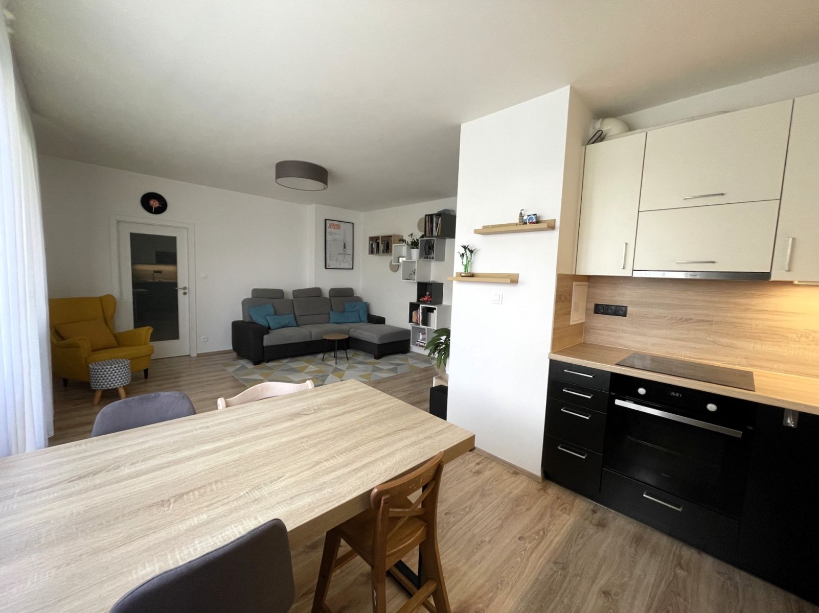 Prodej bytu 3+kk 83 m² — photo 3
