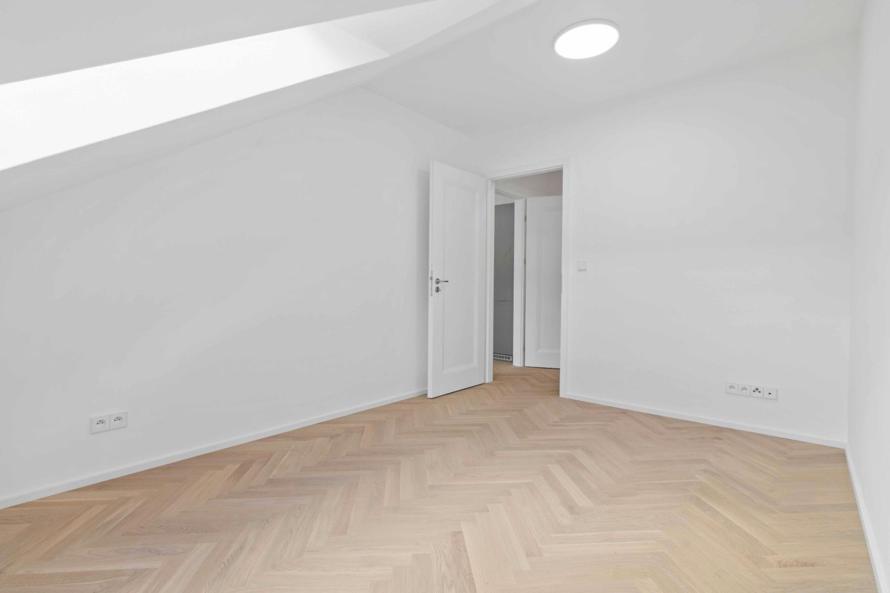Pronájem bytu 3+kk 91 m² — photo 5