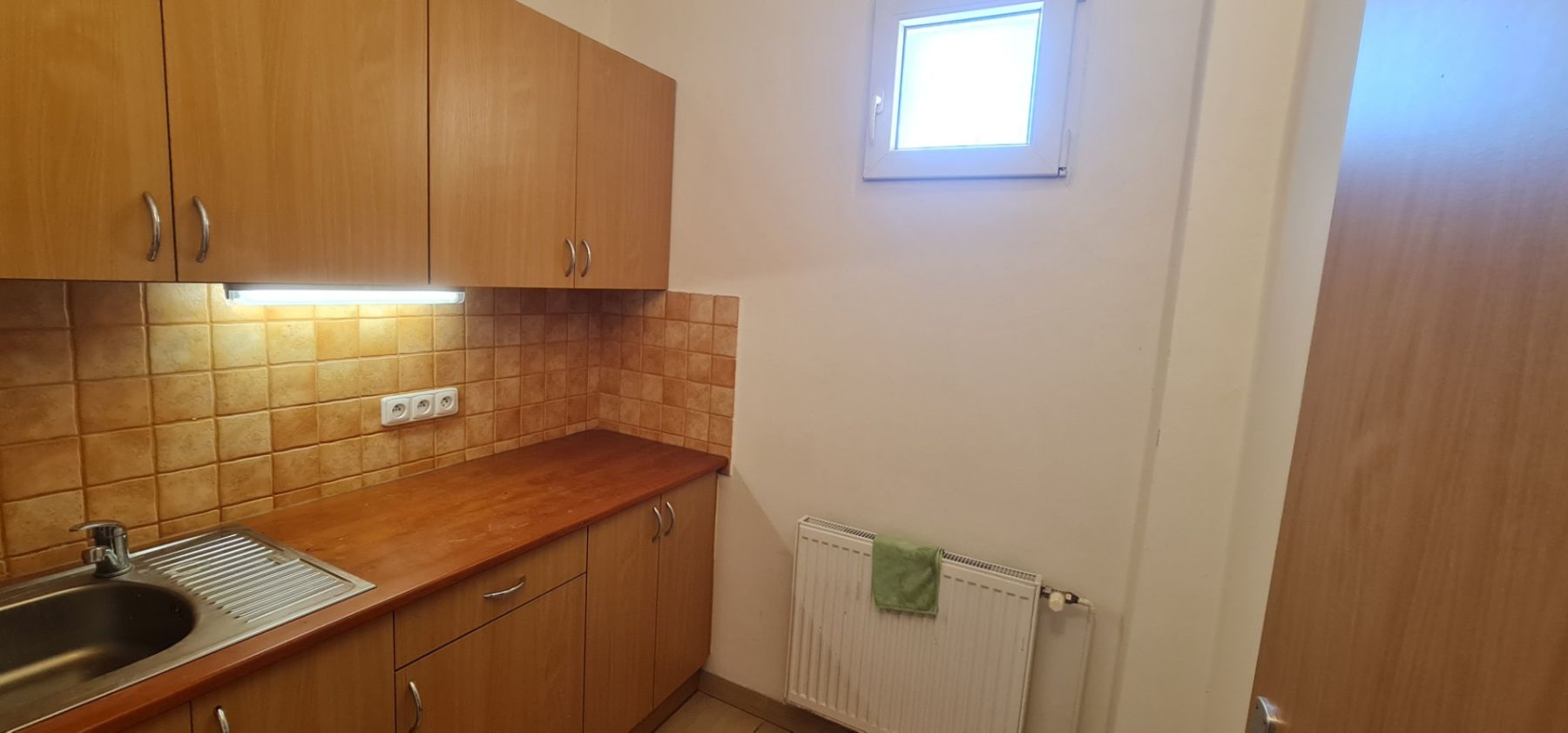 Pronájem kanceláře 60 m² — photo 2