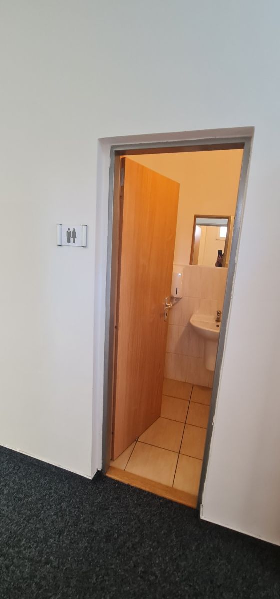 Pronájem kanceláře 60 m² — photo 4