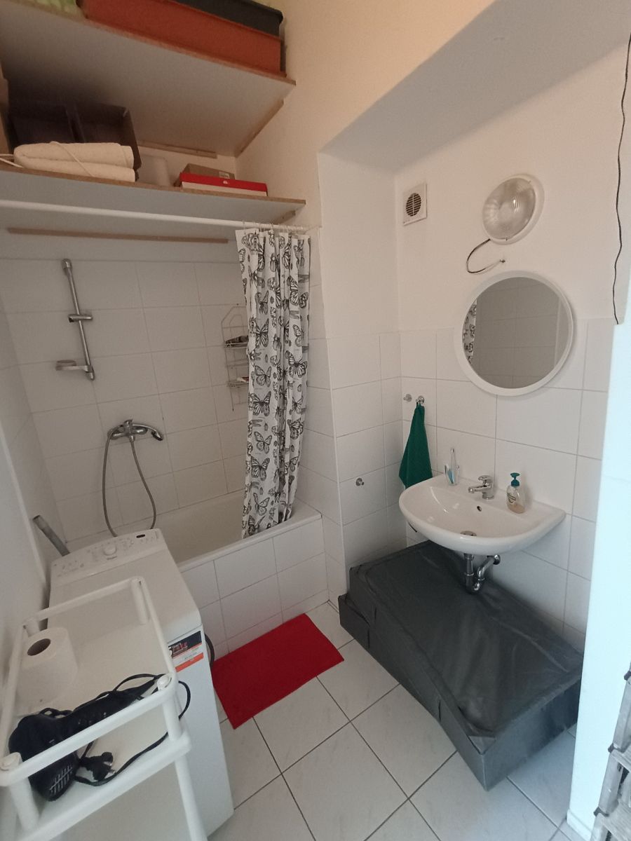 Pronájem kanceláře 40 m² — photo 4
