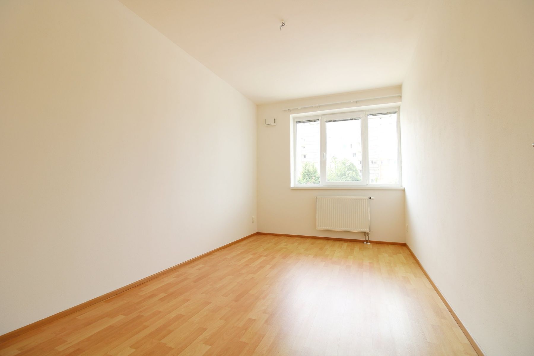 Pronájem bytu 2+kk 52 m² — photo 2