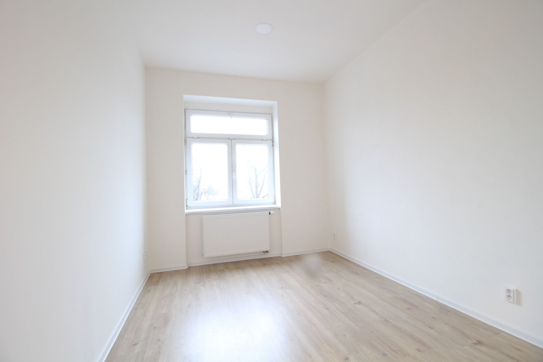 Pronájem bytu 2+kk 51 m² — photo 3