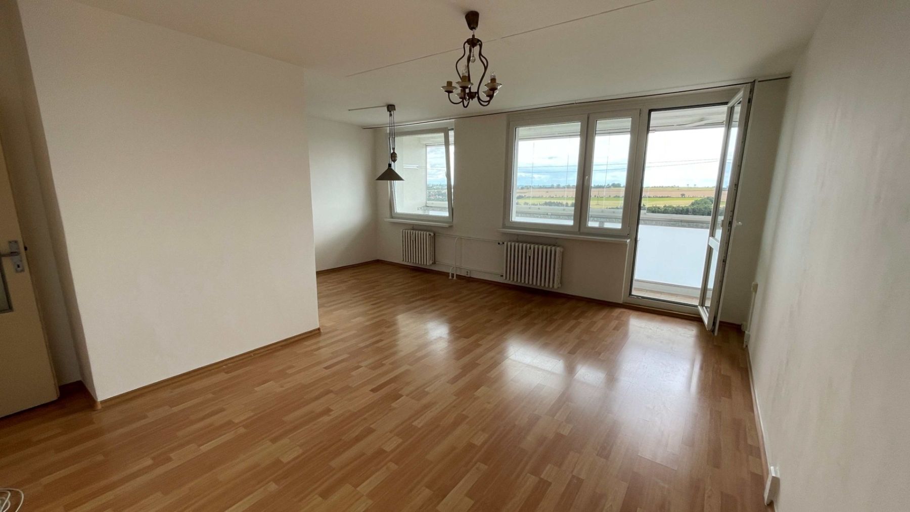 Pronájem bytu 3+kk 76 m² — photo 4
