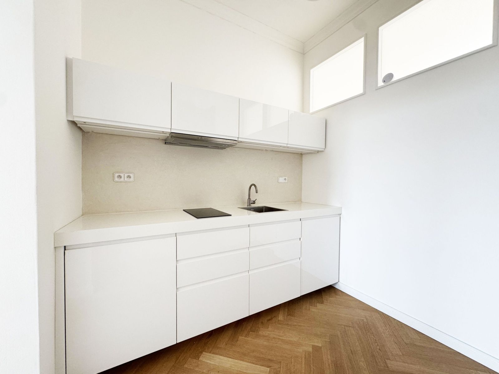 Pronájem bytu 2+kk 48 m² — photo 4