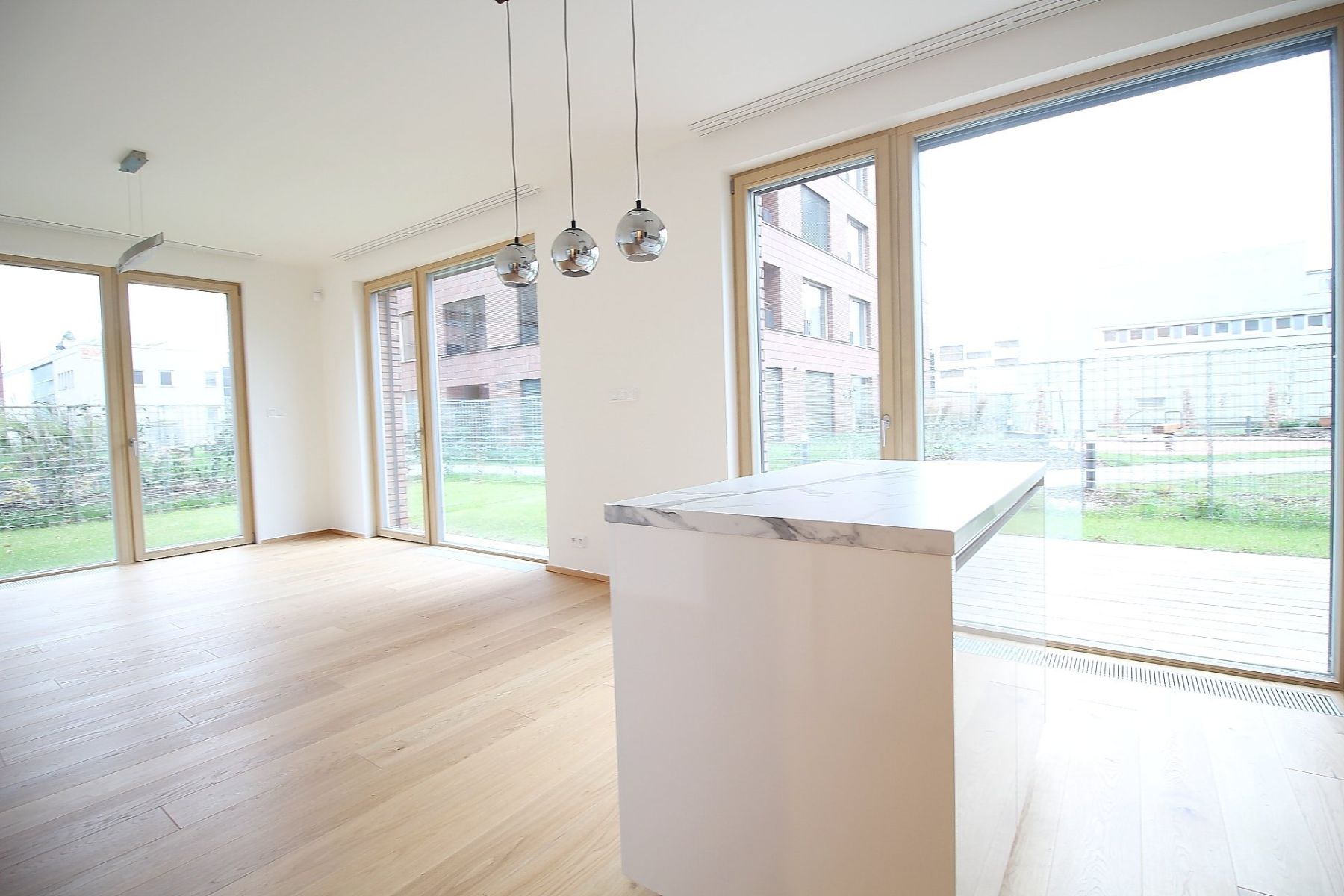 Pronájem bytu 3+kk 94 m²