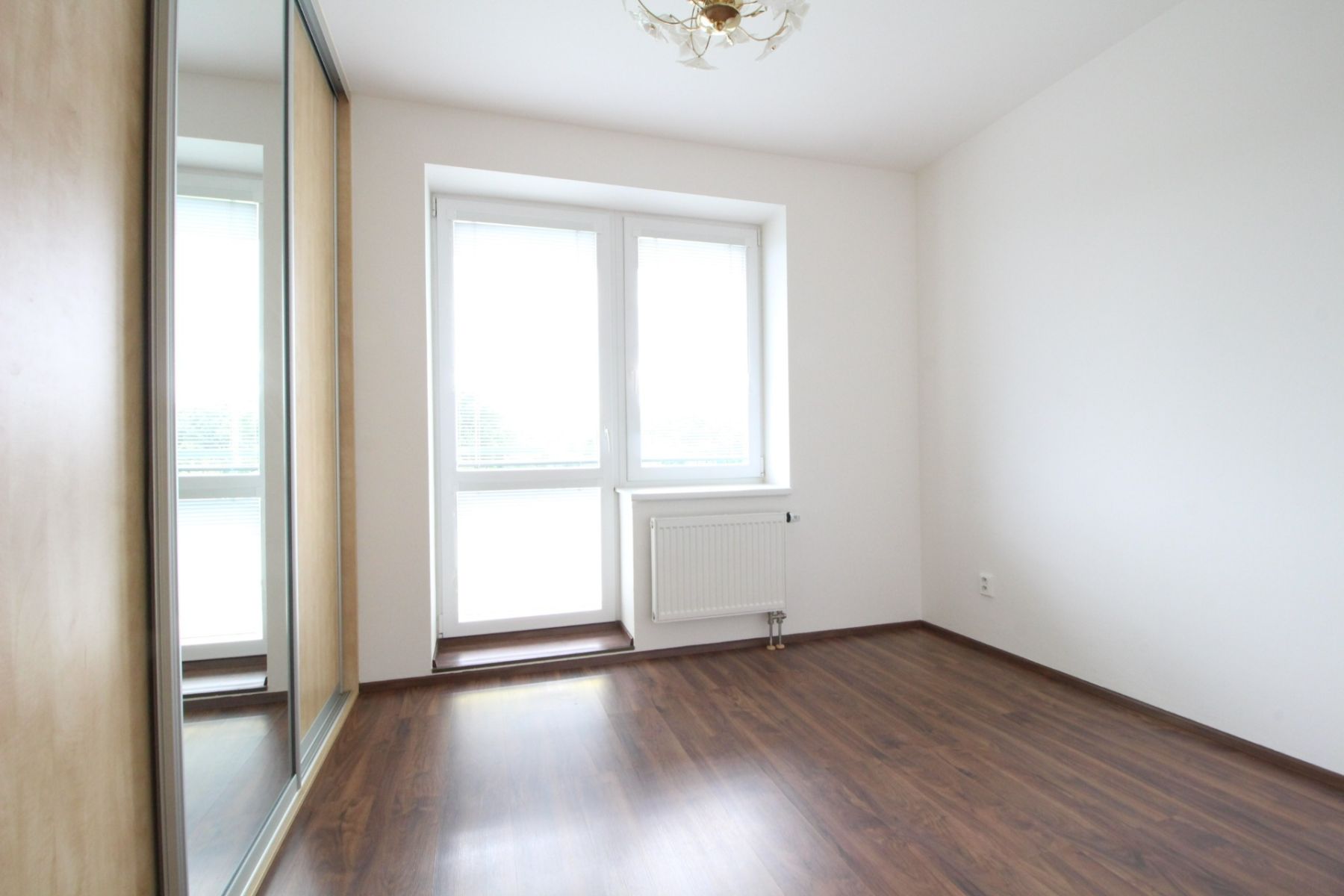 Pronájem bytu 3+kk 78 m² — photo 2