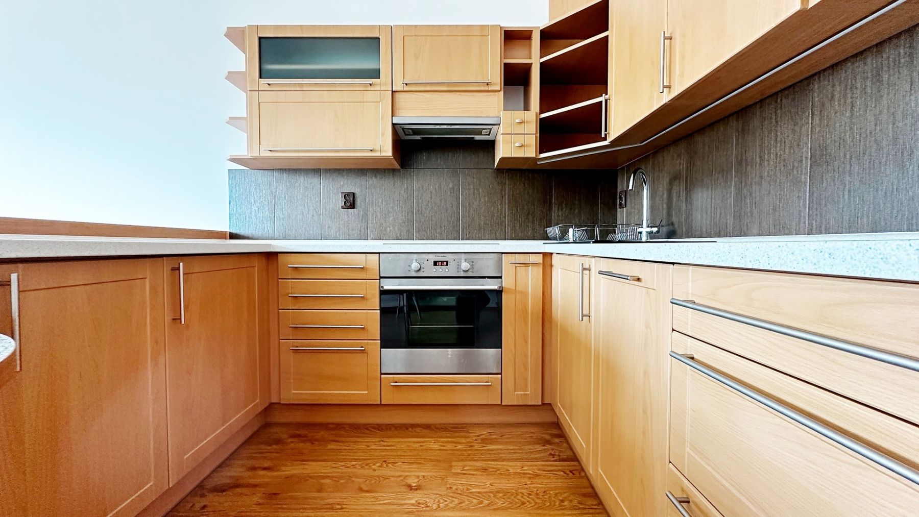 Pronájem bytu 2+kk 60 m²