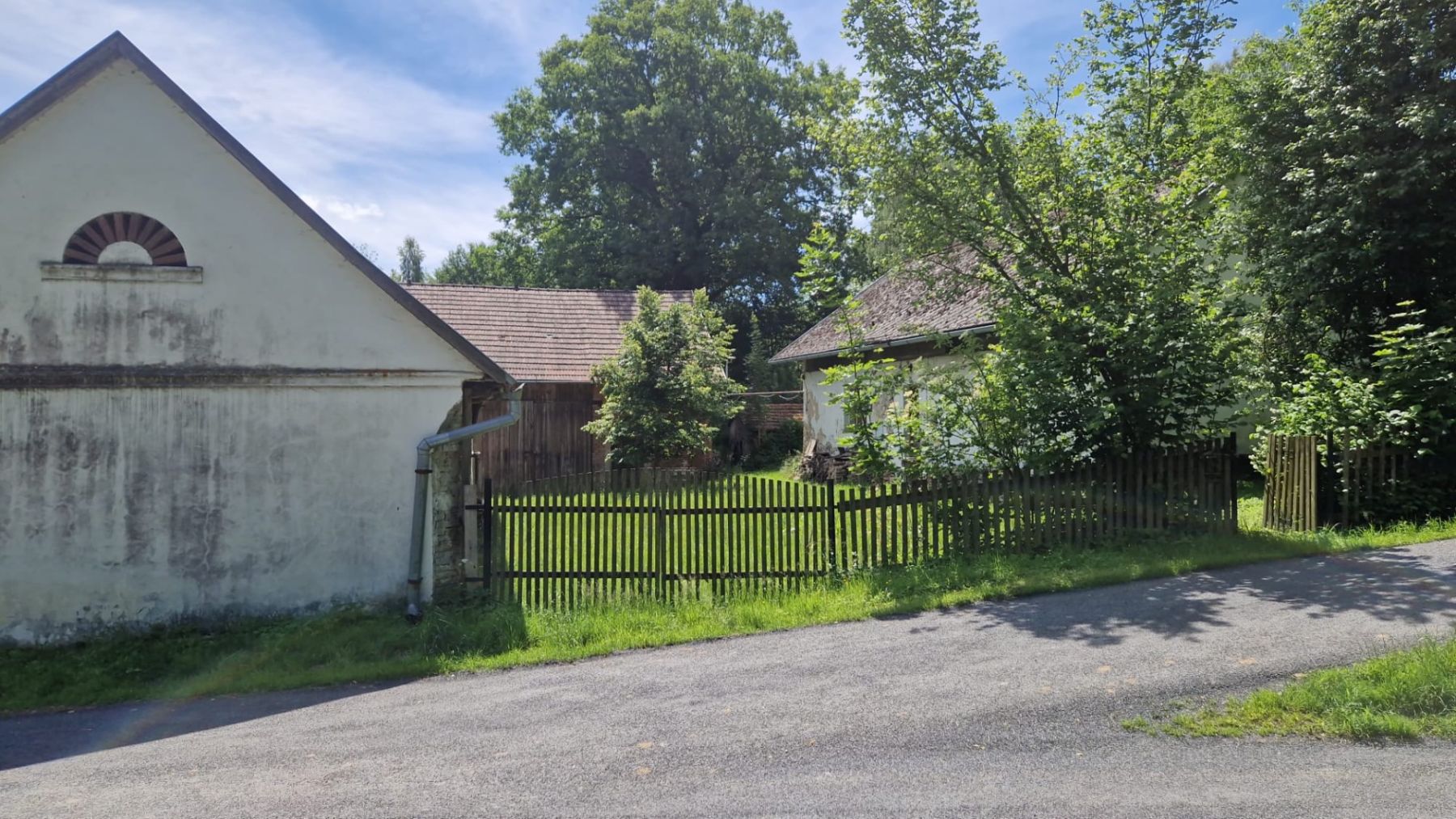 Prodej domu 116 m², pozemek 2.211 m² — photo 2