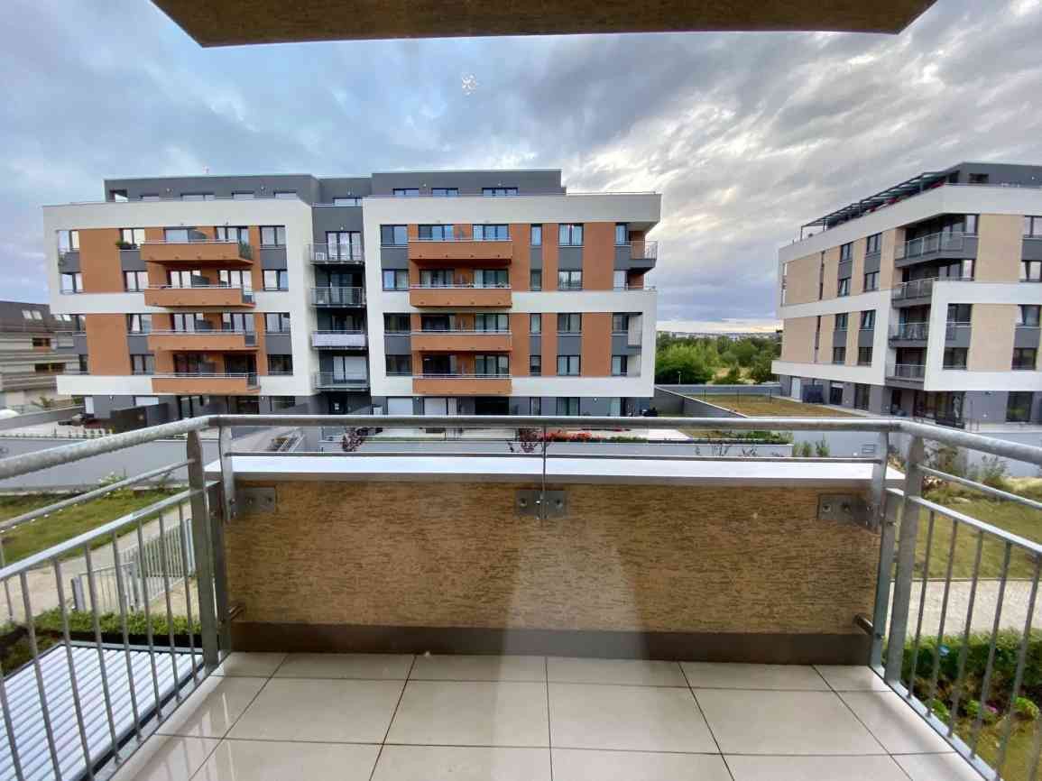 Pronájem bytu 2+kk 62 m² — photo 3