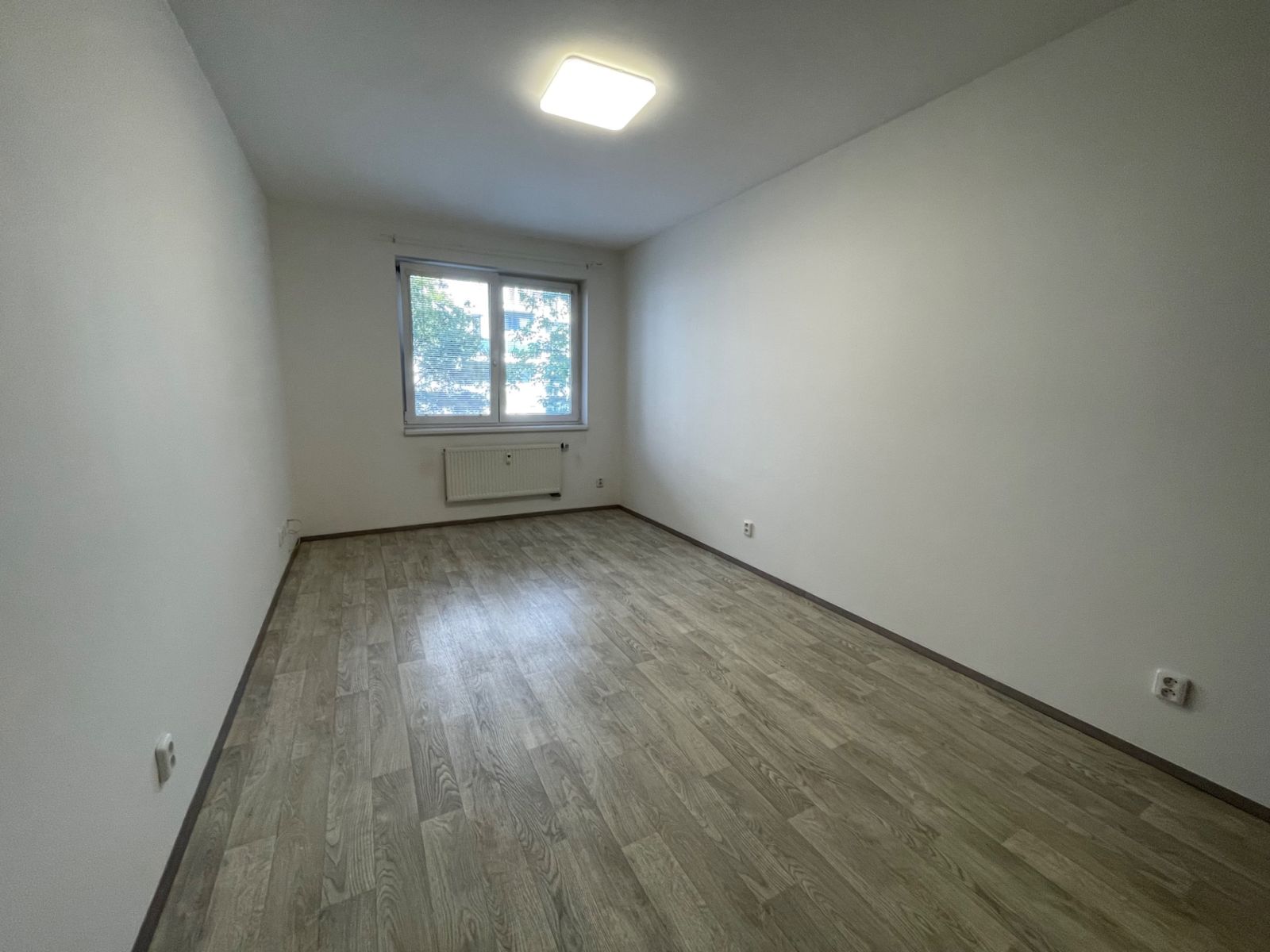 Pronájem bytu 2+1 55 m² — photo 2