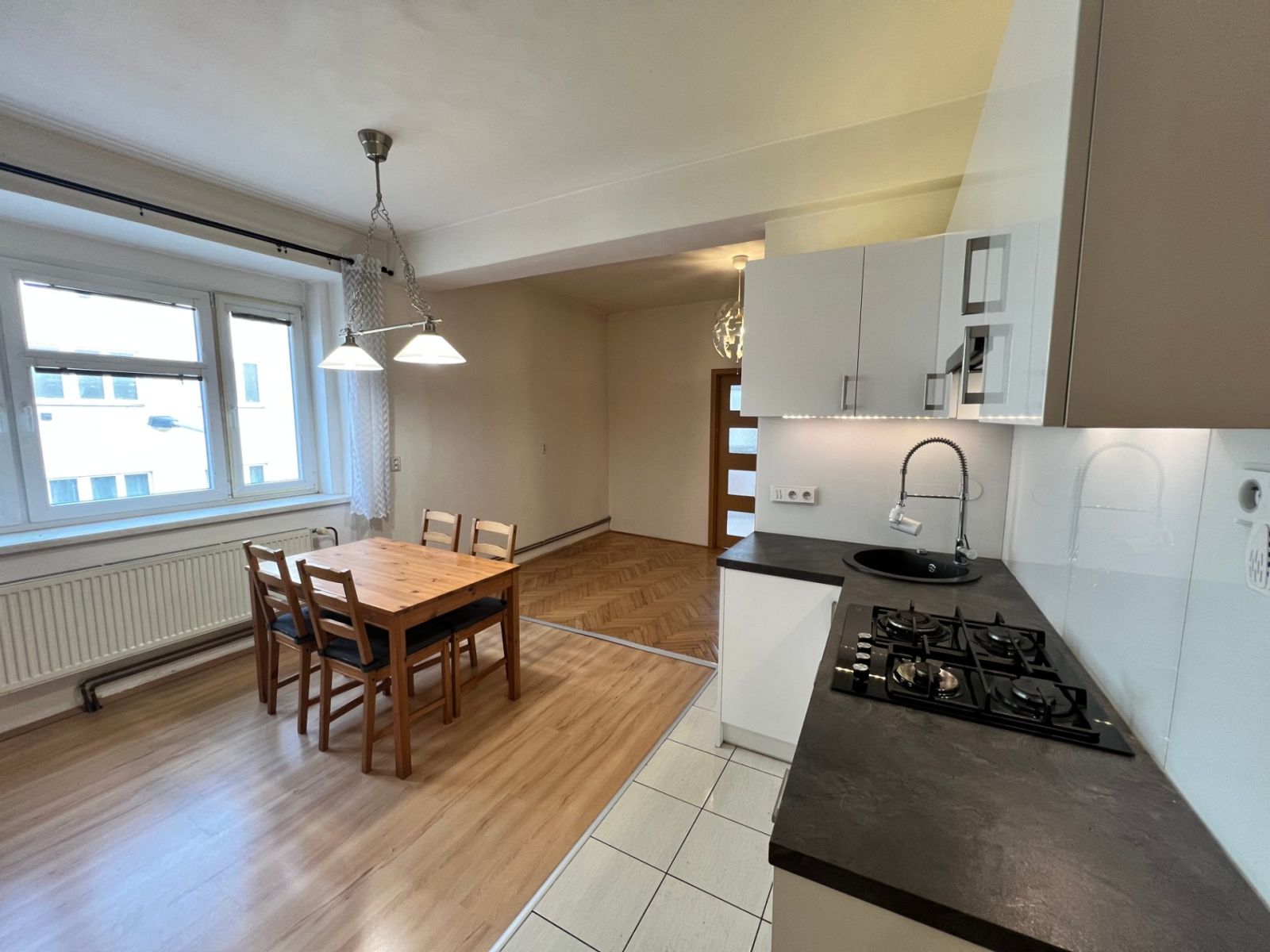 Pronájem bytu 2+kk 45 m²