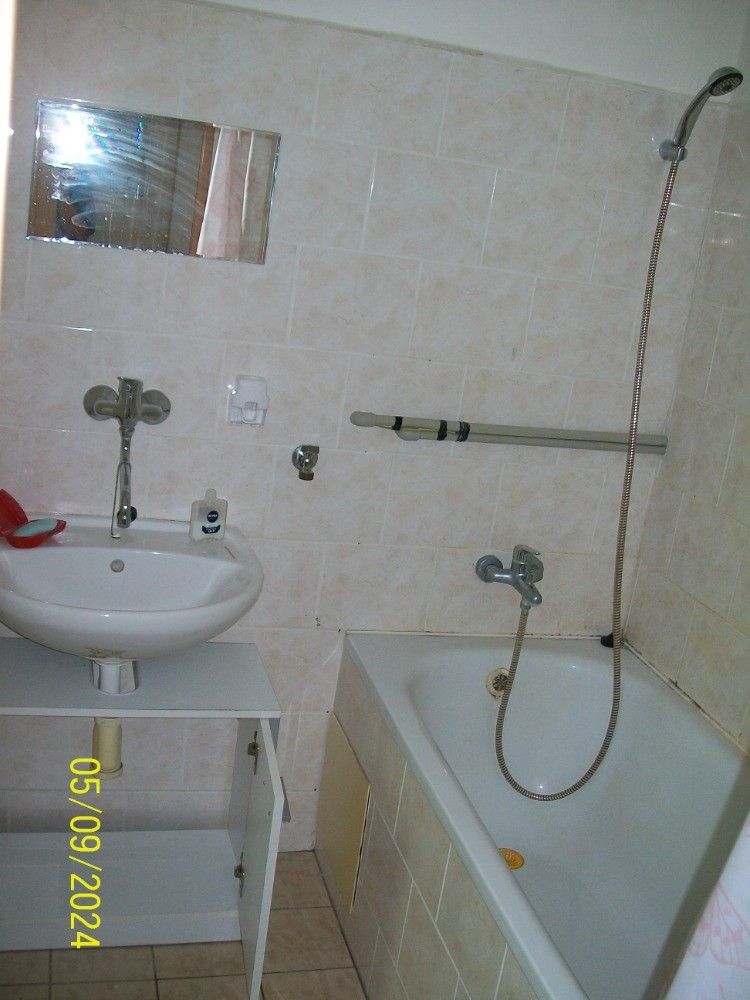 Pronájem bytu 2+1 51 m² — photo 2