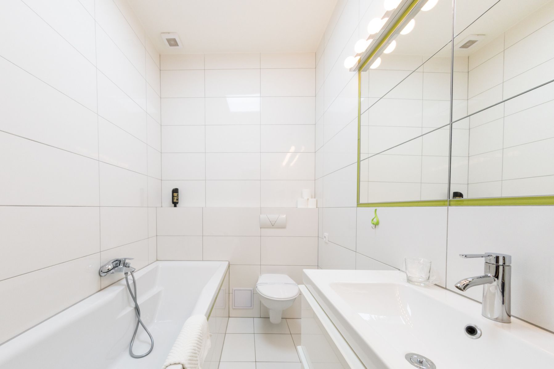 Pronájem bytu  55 m² — photo 5
